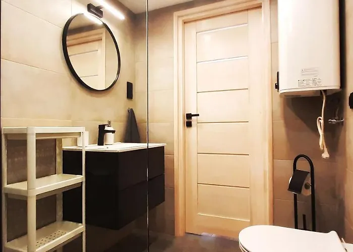 Orzeszkowy Przewloka 山林小屋 *