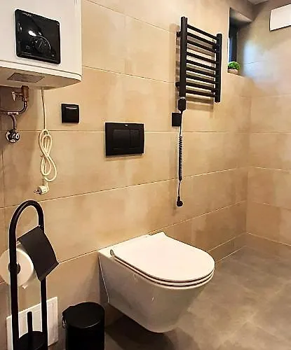 Orzeszkowy Przewloka 山林小屋